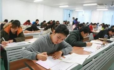 初级中学学校工作总结6篇