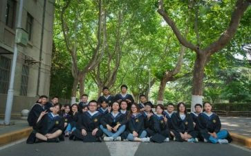 大学班级月总结5篇