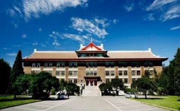 高校的教师年终总结8篇