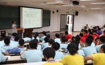 高校优秀教师事迹6篇