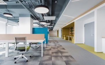 公司财务年终述职报告8篇
