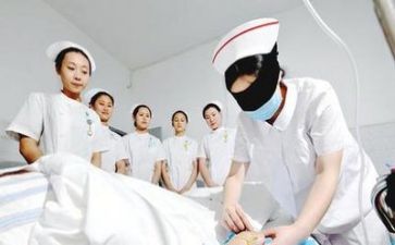 护士年终总结个人总结参考8篇