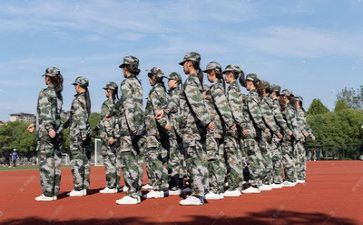 跟军训心得体会参考6篇