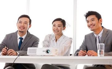 演讲比赛上领导的讲话稿8篇