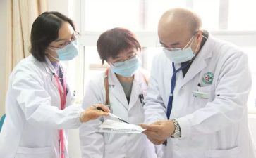 2024年内科医生年终工作总结8篇