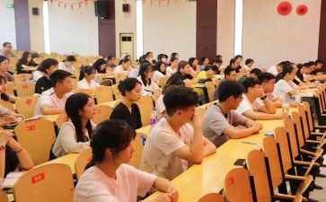 八年级下学期年级组工作总结5篇
