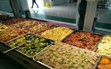 食堂的年终总结报告7篇